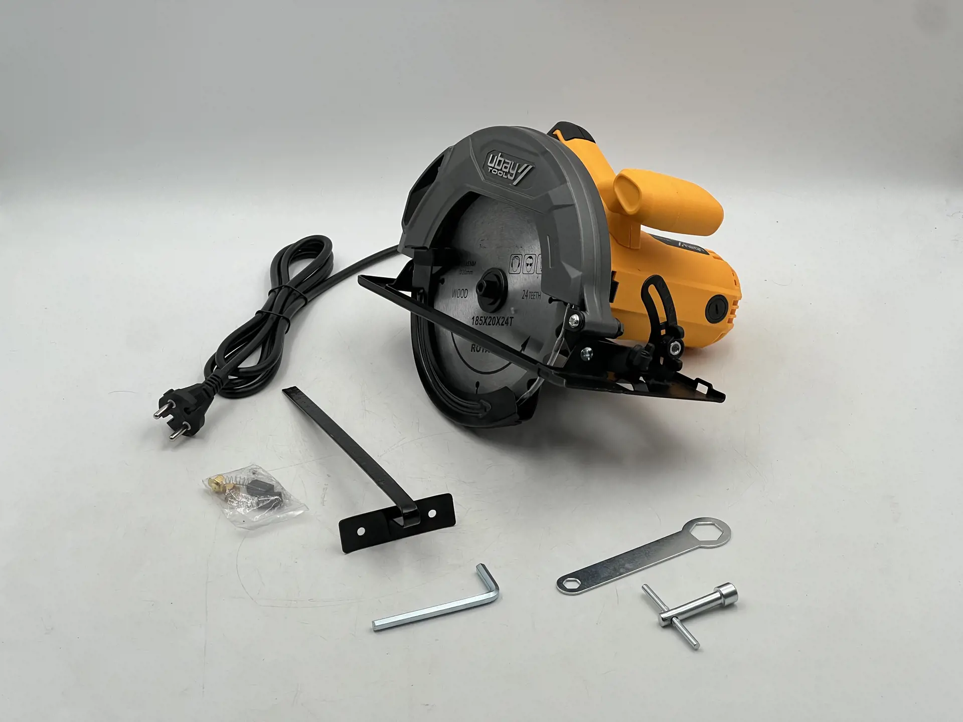 Lesbian mini yubkalar